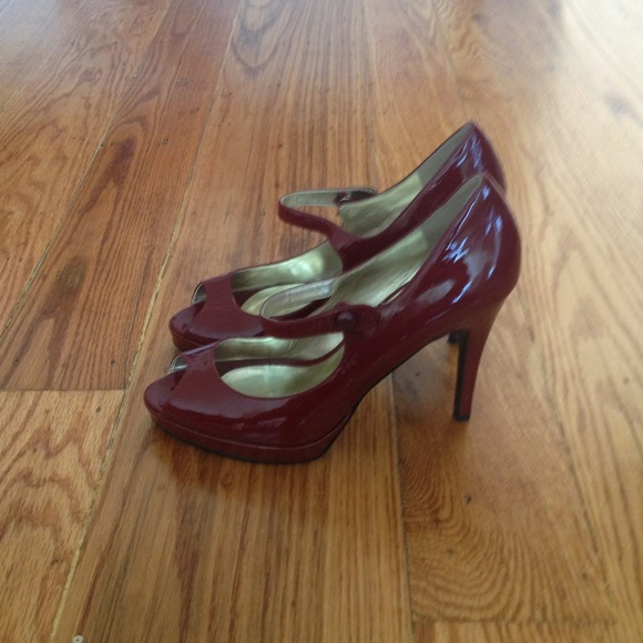 Guess Red Mary Jane Stilettos Sz 8 - Picture 2 of 3