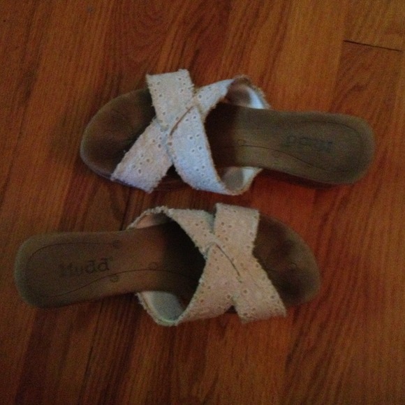 Mudd Sandals