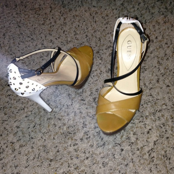 Tan white an black strappy guess heels - Picture 1 of 1