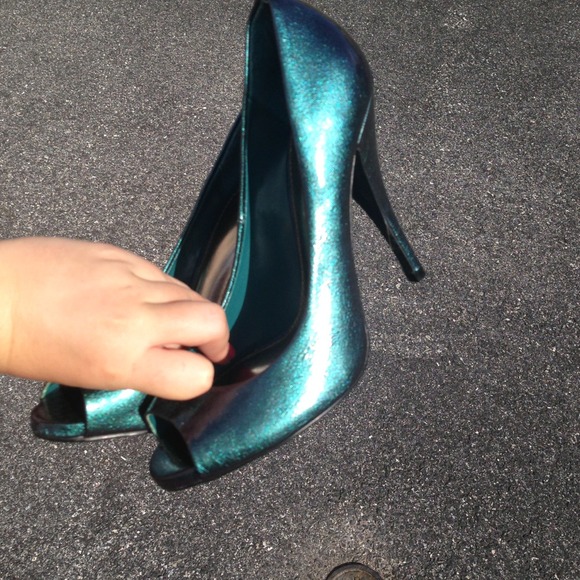 Chameleon Spring  shoes. Brand new, never worn