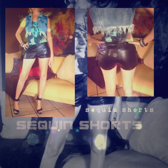 Reduced-Sexy sequin black shorts