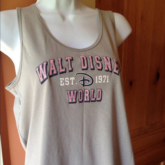 Women's Walt Disney World tank. Gray with pink