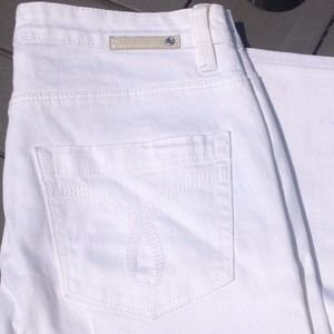 REDUCED!!!!!!! Calvin Klein white jeans NWOT