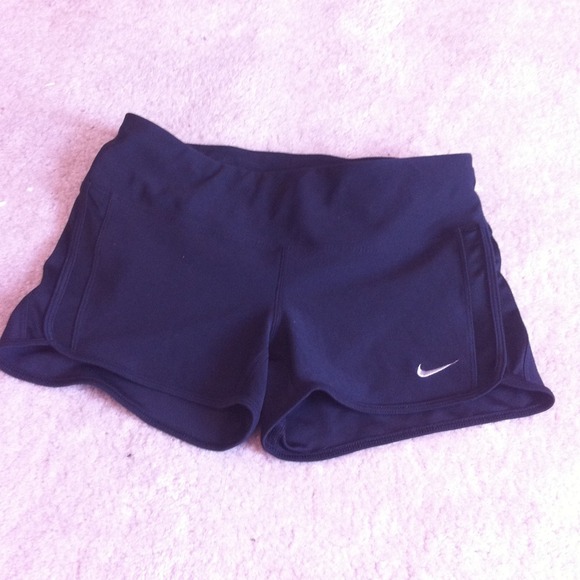 Black Nike dry fit running shorts