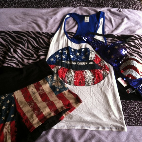 4th of July outfit! - Picture 1 of 4