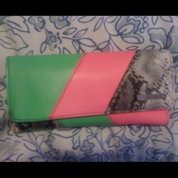 Kenneth Cole reaction  wallet