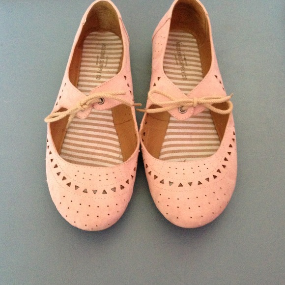 RESERVED Baby pink cutout ballet flats.
