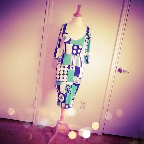 Dresses & Skirts - ** SOLD ** Green B&W Mod Dress + 3/4 Sleeves