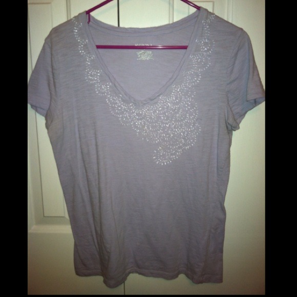 Cute grey shirt