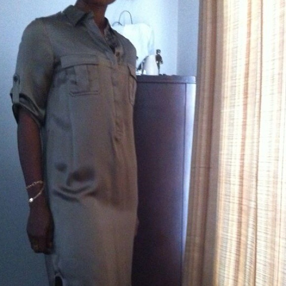 Dresses & Skirts - 100% Silk Shirt Dress