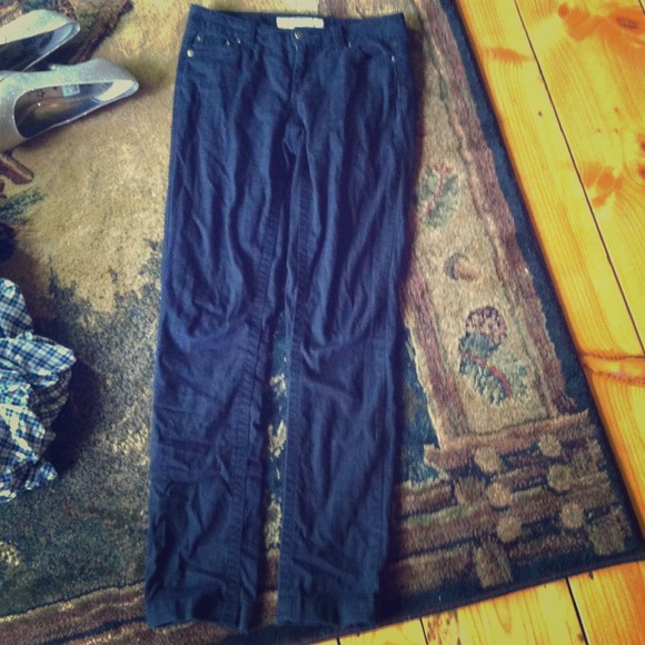 Black skinny jeans