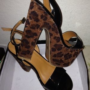 Leopard wedges brand new