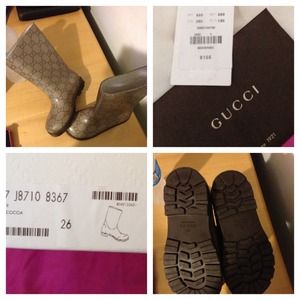 Child Gucci rain boots worn once