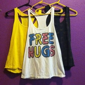 💥Bundle!!💥 3 tanks