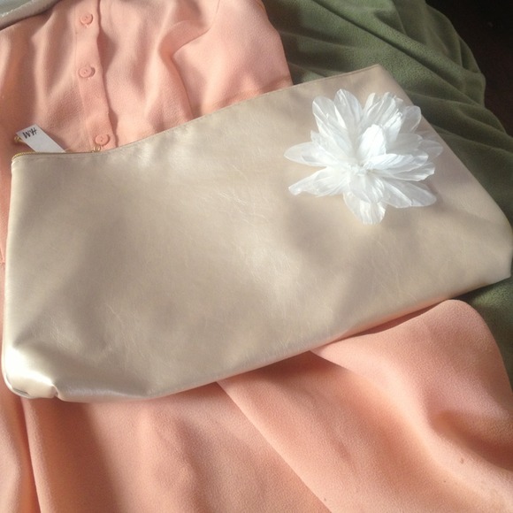 H&M Purse - Picture 3 of 4