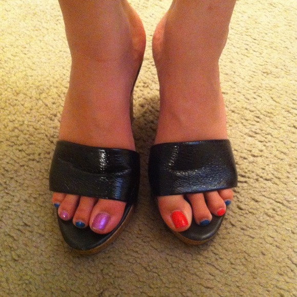 Charlotte Russe wedge - Picture 2 of 3