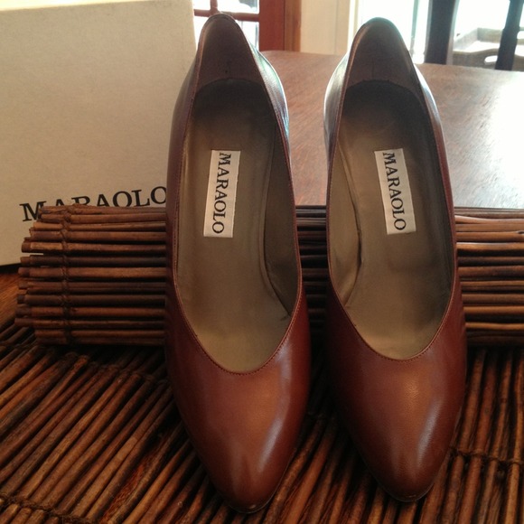 Maraolo Shoes - Cocoa brown Italian leather pumps,never worn,NWOT