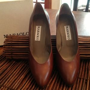 Cocoa brown Italian leather pumps,never worn,NWOT