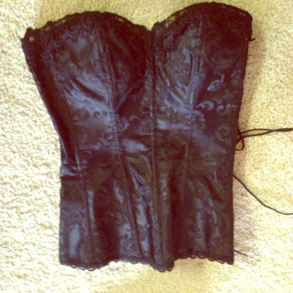 NWOT Fredericks Hollywood dream sweetheart corset