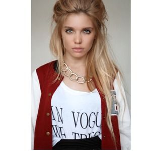 White 'In Vogue We Trust' Crop Tee