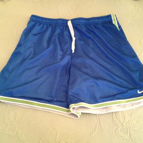 Nike Shorts - Dark Blue