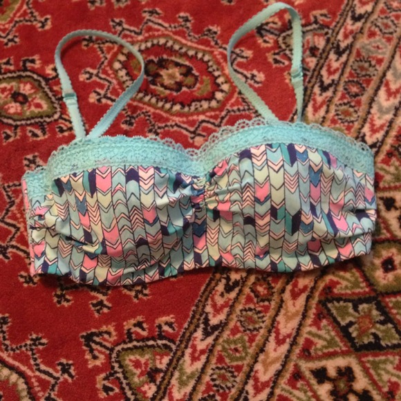 ❌❌SOLD❌❌Aerie concert bando bra