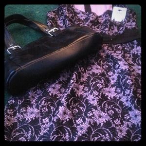 REACTION Kenneth Cole purse