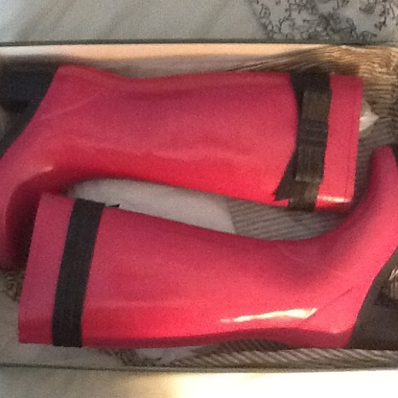 *REDUCED* Kate Spade NY Randi Too Rainboots