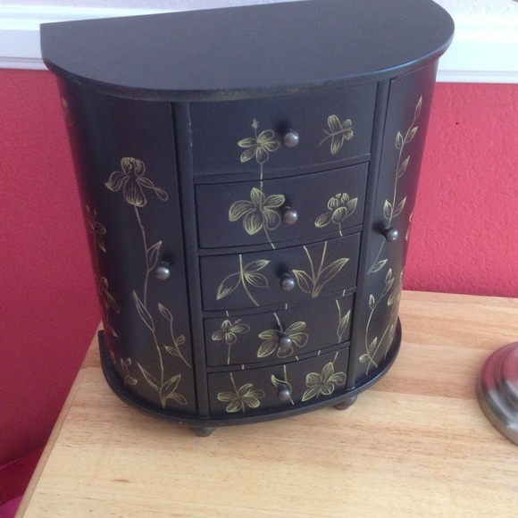 Jewelry Box - Picture 3 of 3