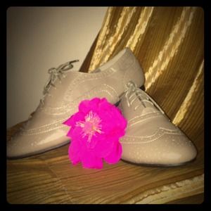 Dollhouse oxfords! RESERVED💝