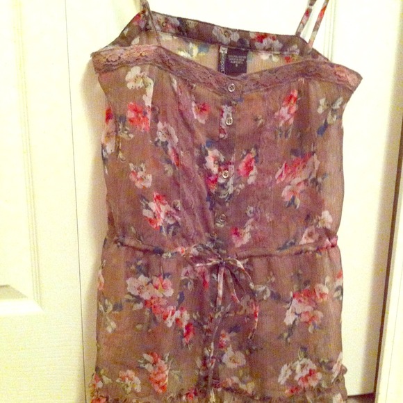 ❌SOLD❌Sheer tank top. - Picture 1 of 2