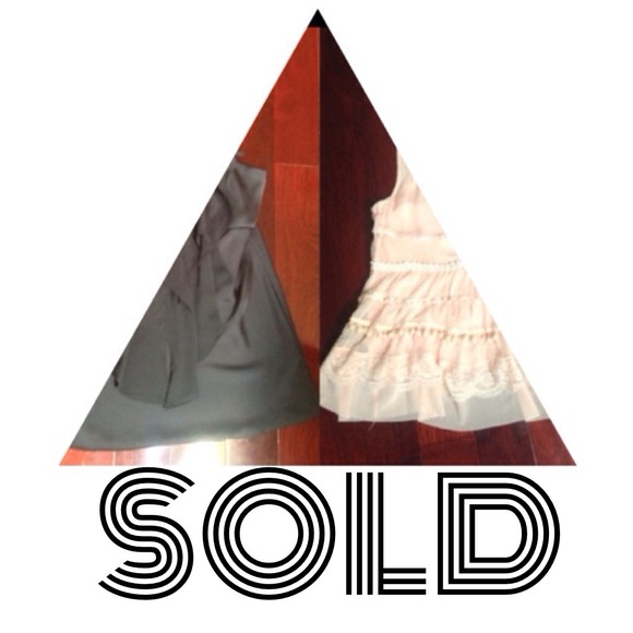 ✋SOLD✋ - Picture 1 of 1