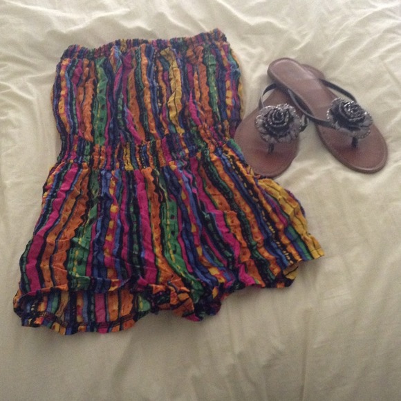 Strapless shorts romper❤