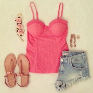 ✋ON HOLD✋Cute top!!