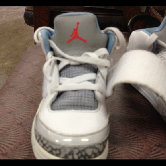 🚫🚫🚫Sold🚫🚫🚫🚫🚫🚫Toddler Nike Air Jordan - Picture 3 of 4