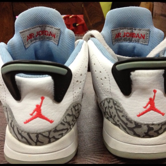 🚫🚫🚫Sold🚫🚫🚫🚫🚫🚫Toddler Nike Air Jordan - Picture 4 of 4