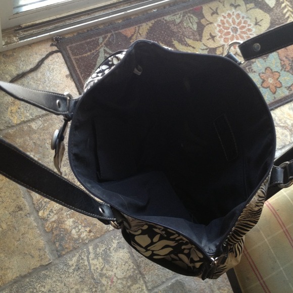 Sold on bundle for @roseybelle2 - Picture 2 of 2