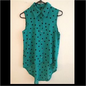 🎀SOLD🎀Green Dip Hem Black Polka dot Chiffon Top