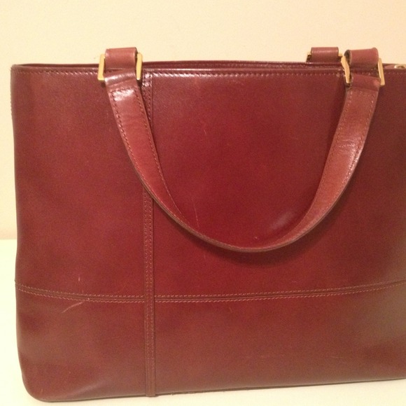 **REDUCED** Authentic Etienne Aigner Handbag - Picture 3 of 3