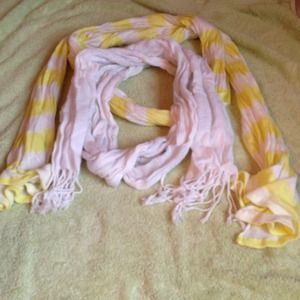 2 scarves