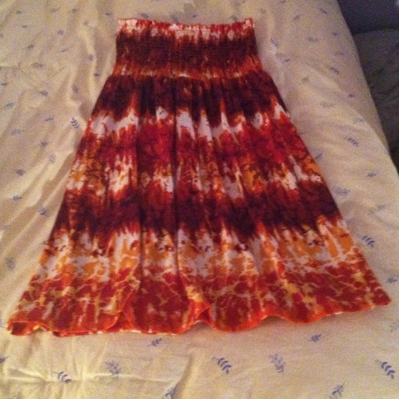 Strapless beach cover