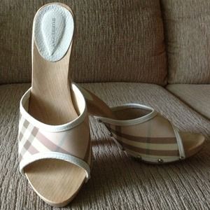 Burberry shoes