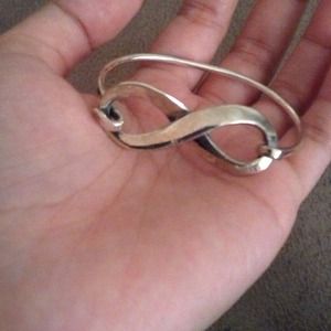 Preloved James Avery Infinity Hook-on Bracelet