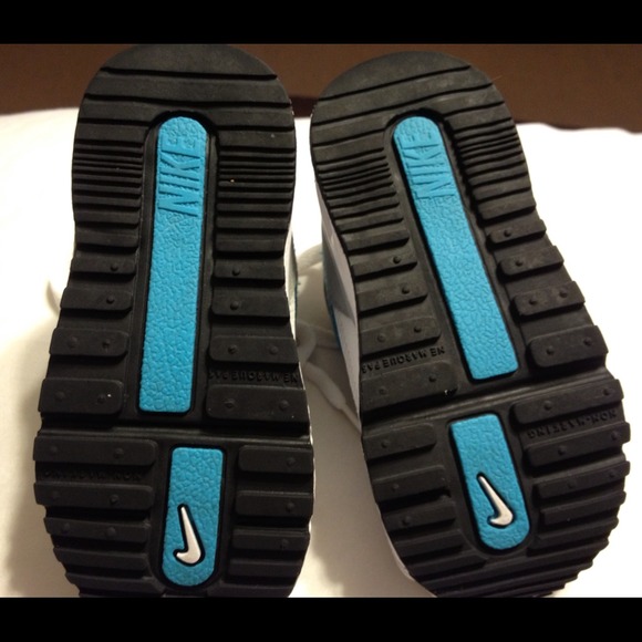 ⭕⭕⭕ SOLD !!!! Toddler Nike Air Max - Picture 4 of 4