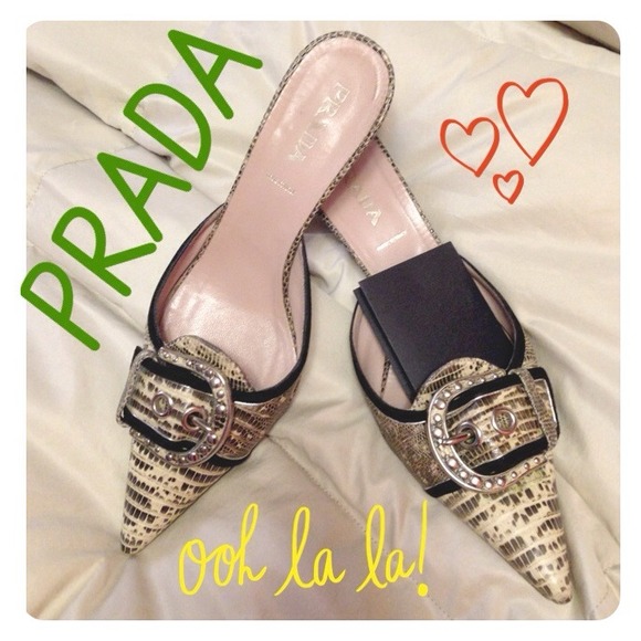 Prada Shoes - 🔴SALE🔴Authentic PRADA slip on kitten heels💥