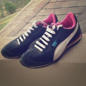 PUMA Speeder sneakers