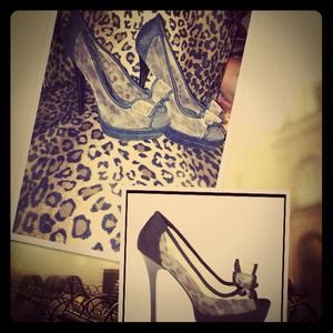 Kardashian kollection Miami peep toe heels