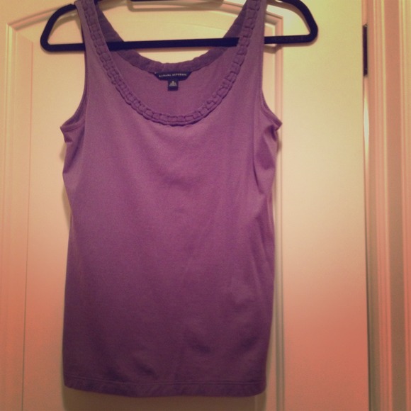❎Sold in bundle ❎ Lilac tank with braided detail - Picture 1 of 2