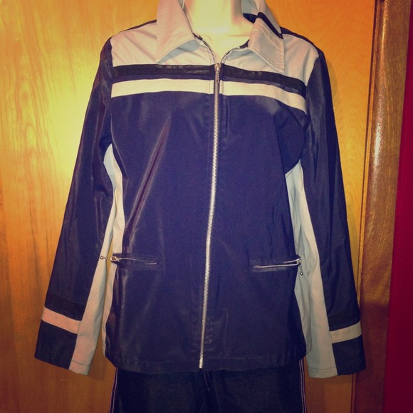 ⏳Women's Jacket - Picture 1 of 3