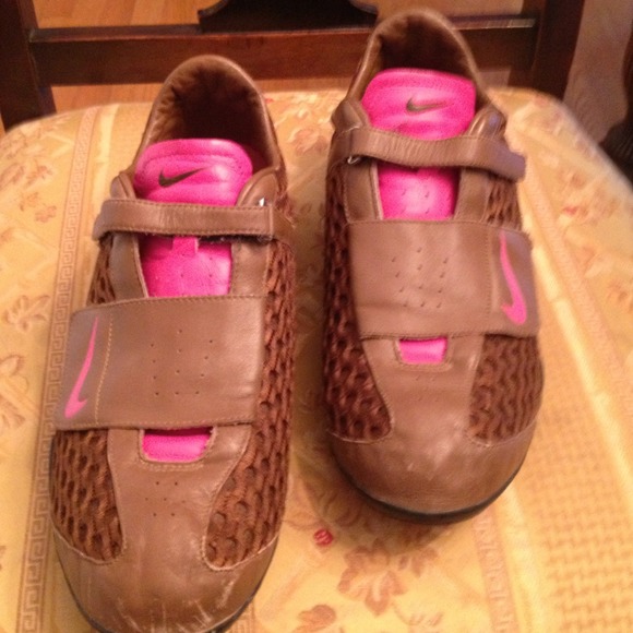 Nike running shoes - brown,pink